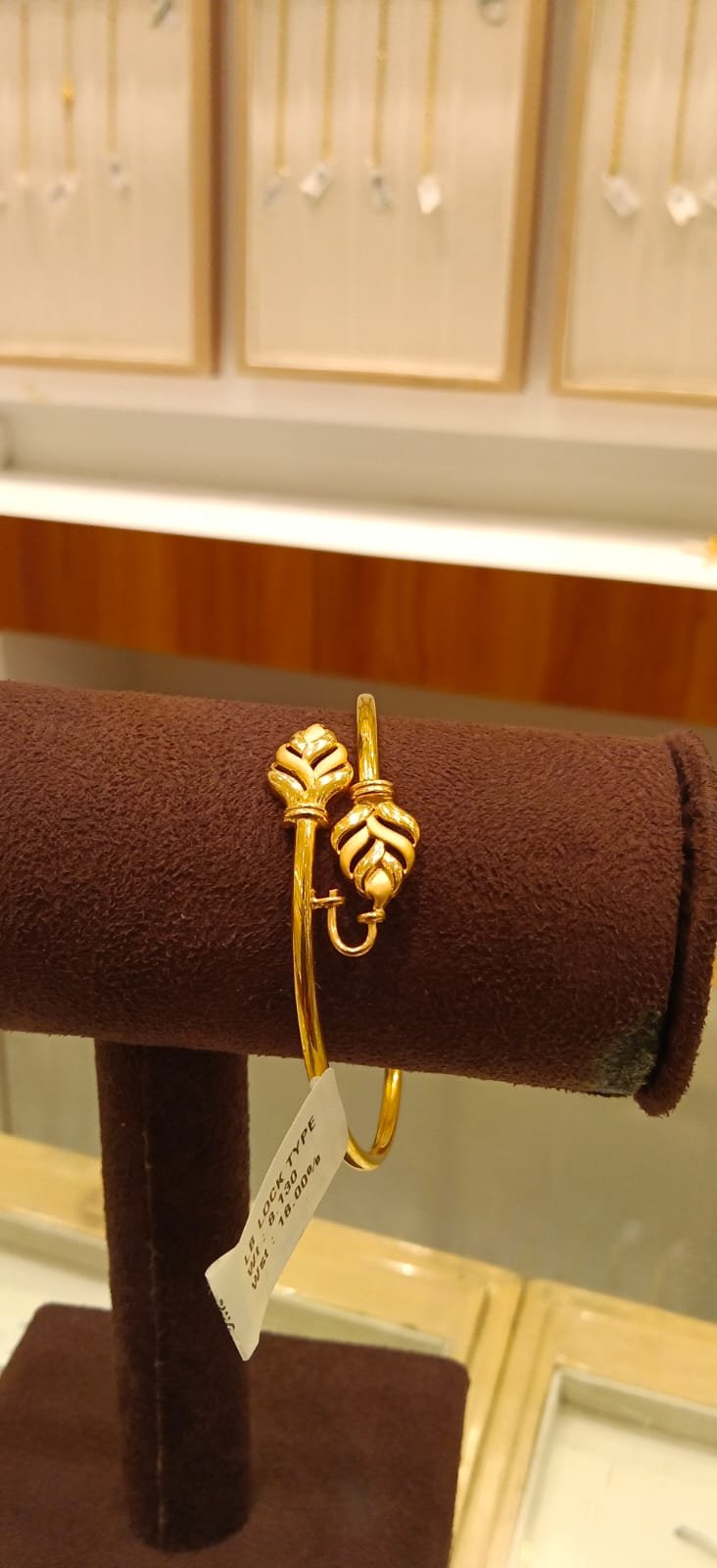Ladies Bracelet